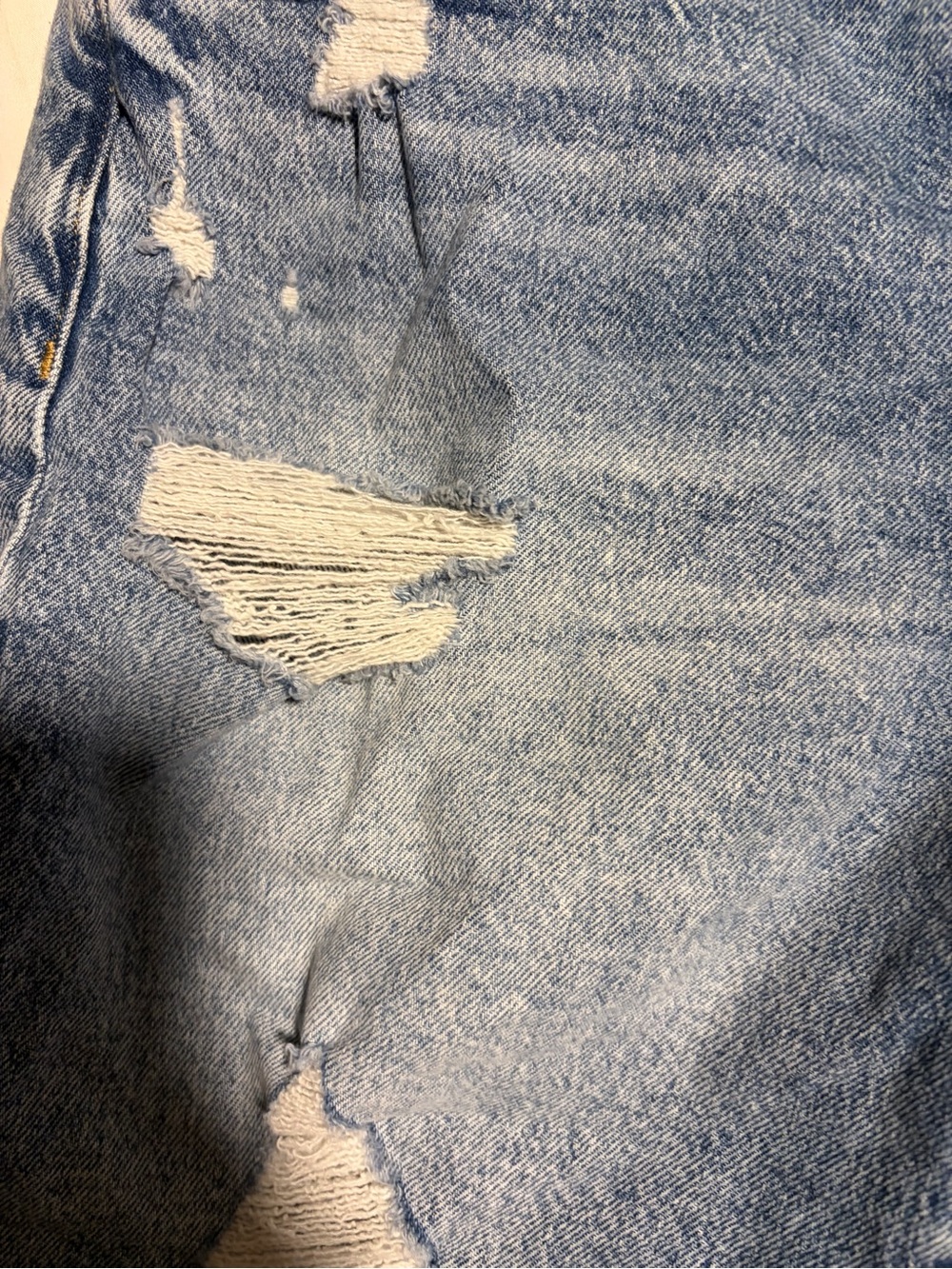 Lucky Brand women's Distressed Light Blue Denim Shorts - Picture 2 of 4